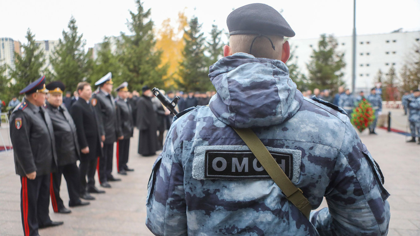 Запрет на фото военнослужащих